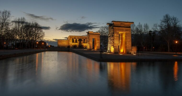 el templo de debod en madrid