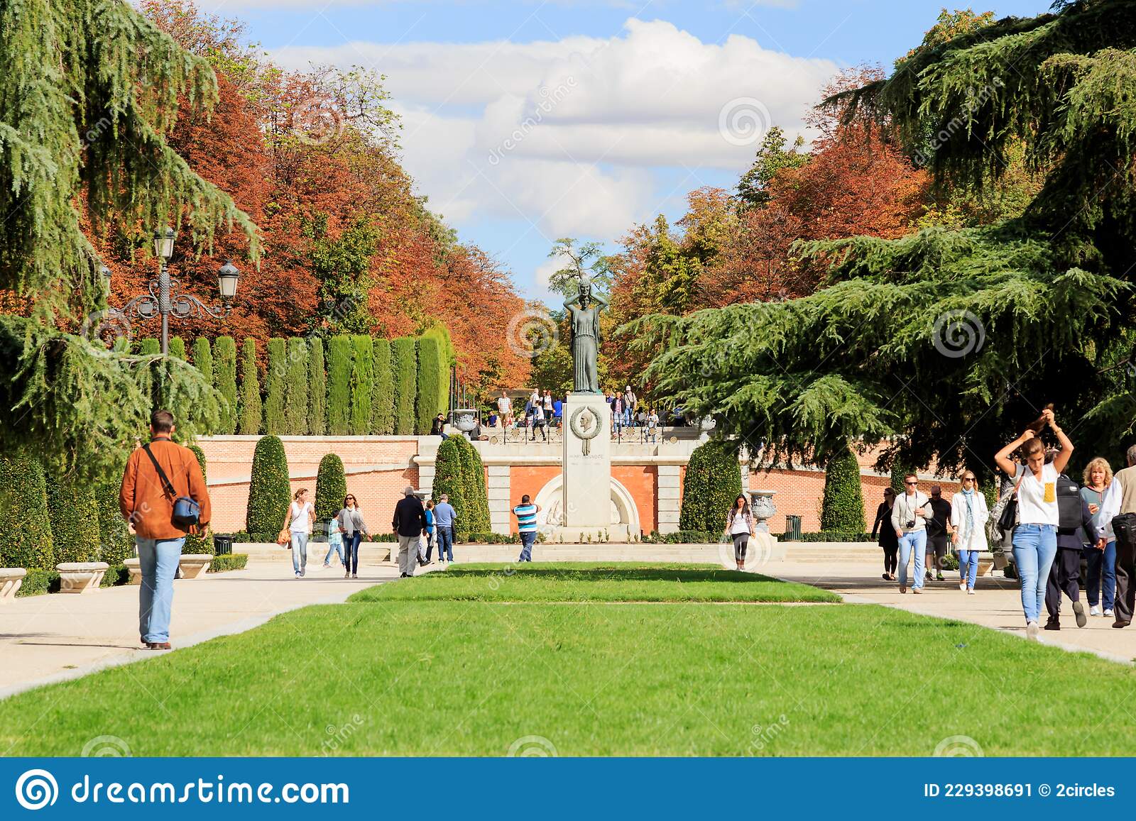 Un oasis en el corazón de Madrid: El Parque del Retiro.