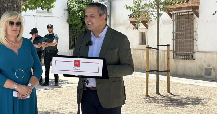 Plaza del Mercado de Villamanrique de Tajo: Descubre la transformación en un espacio peatonal accesible en Madrid
