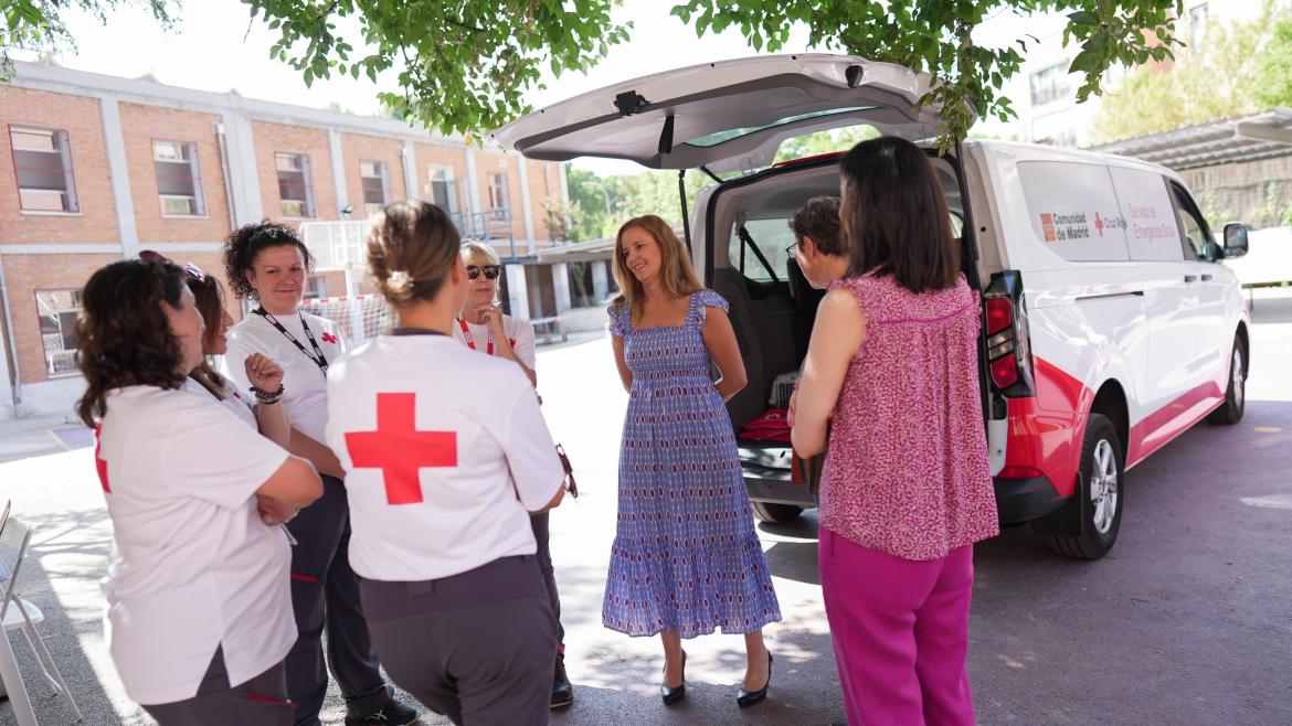 La Comunidad de Madrid ofrece atención psicológica las 24 horas en sus unidades móviles de emergencia social