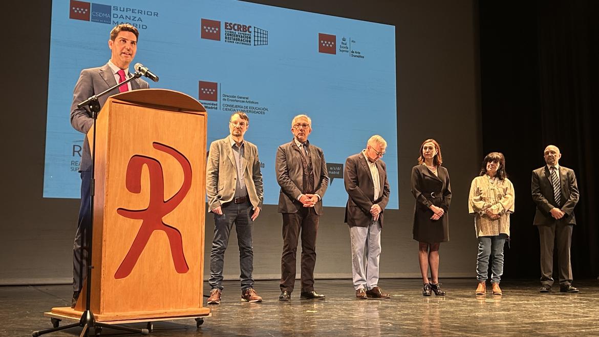 «La Comunidad de Madrid inaugura el curso 2024/25 en sus seis centros públicos de Enseñanzas Artísticas Superiores» – Título SEO: Novedades en Educación: Madrid inicia el nuevo curso 2024/25 en sus centros de Enseñanzas Artísticas Superiores