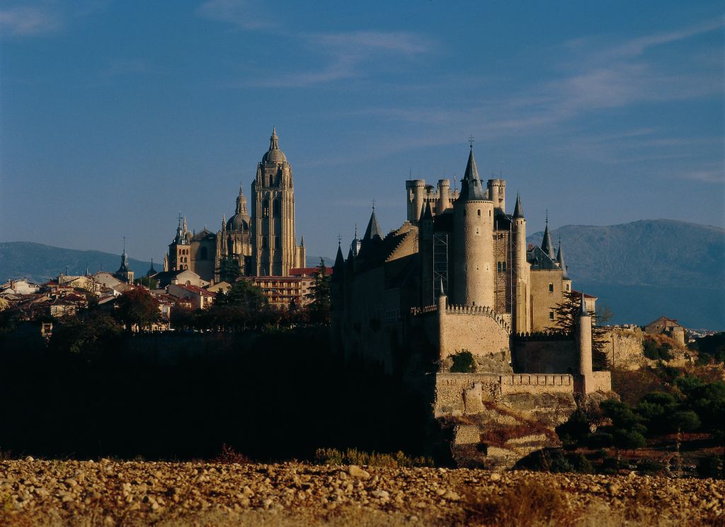 La Hispanidad resurge con fuerza según Díaz Ayuso: Defendiendo nuestra herencia milenaria