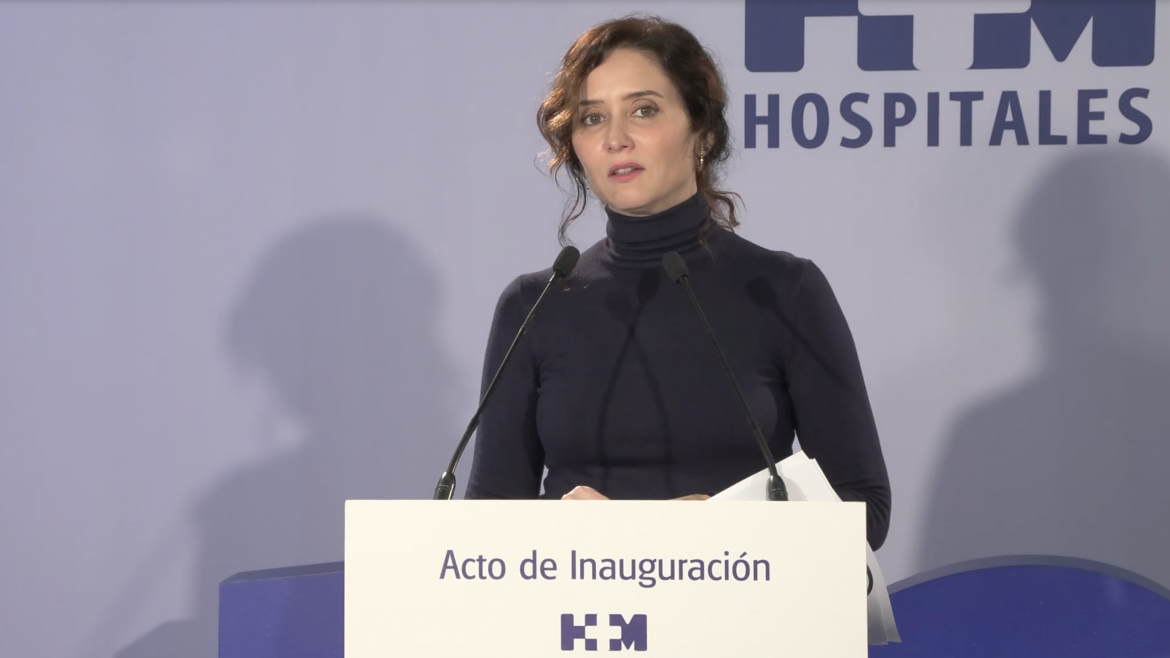 Díaz Ayuso destaca la importancia del sistema sanitario privado en la gestión eficiente de la salud: sin ellos, la cobertura sería insuficiente