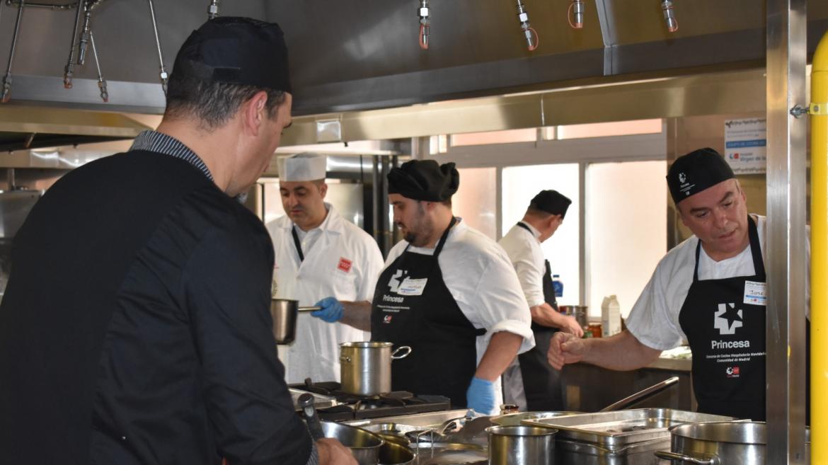 Premios a los mejores menús pediátricos en el concurso de Cocina Hospitalaria Navideña en la Comunidad de Madrid