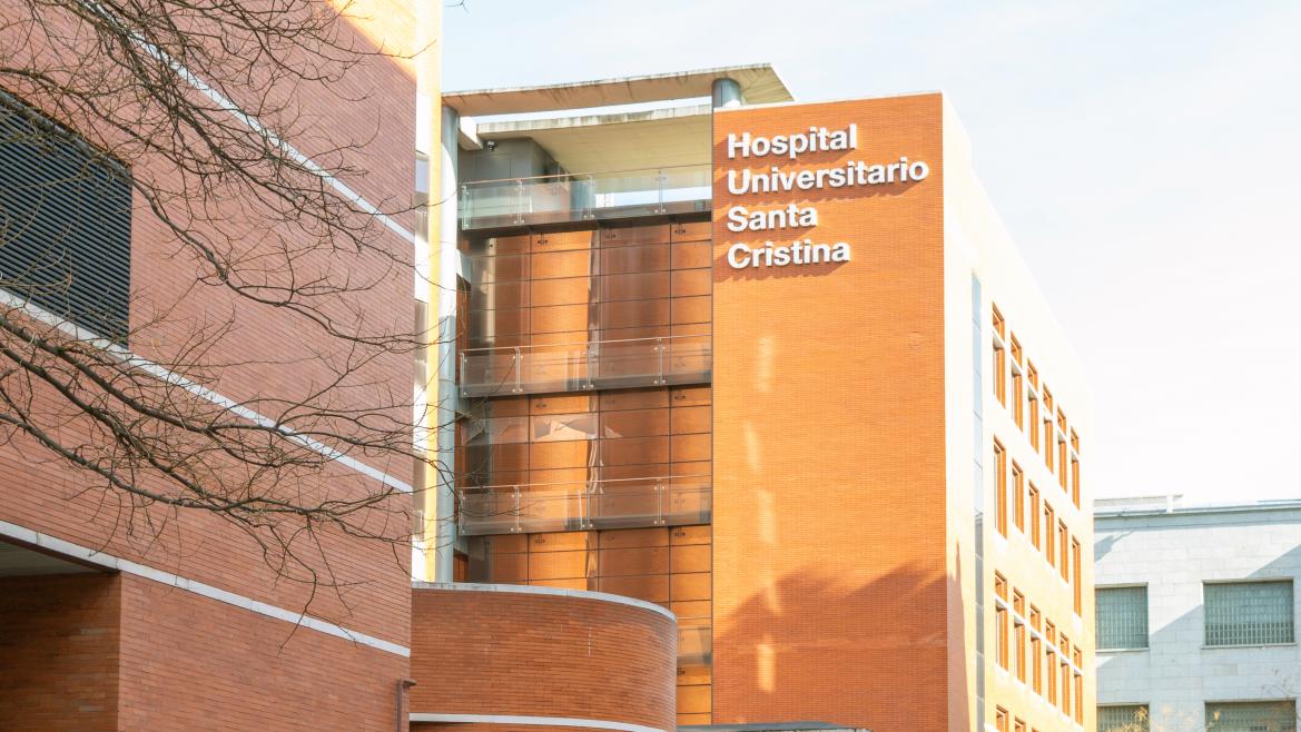 Descubre cómo el Hospital público Santa Cristina acerca la labor de la Enfermería a estudiantes de Bachillerato en la Semana de la Ciencia