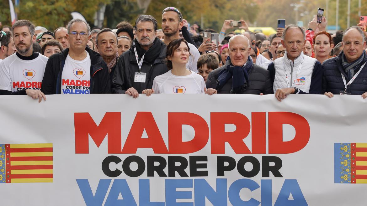 Madrid muestra su solidaridad con Valencia ante la DANA: Díaz Ayuso destaca el orgullo de ver a la capital corriendo por la ciudad.