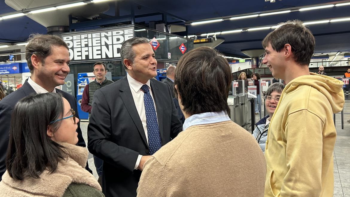 Formación en el uso autónomo de Metro para personas con discapacidad intelectual: La Comunidad de Madrid capacita a más de 1.700 individuos