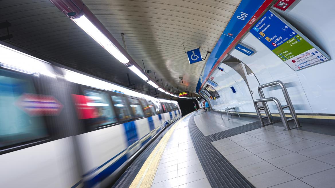 Nuevo convenio colectivo de Metro en Madrid: mejora del servicio y conciliación laboral