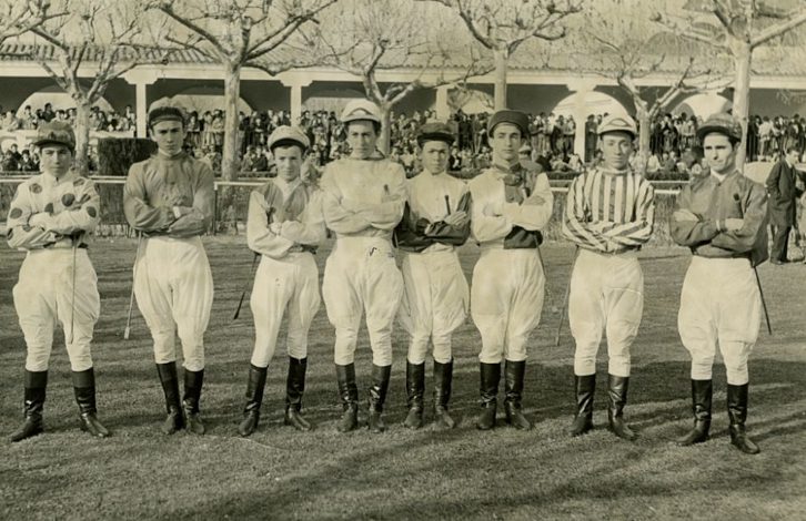 Descubre la fascinante historia del deporte a lo largo de las décadas