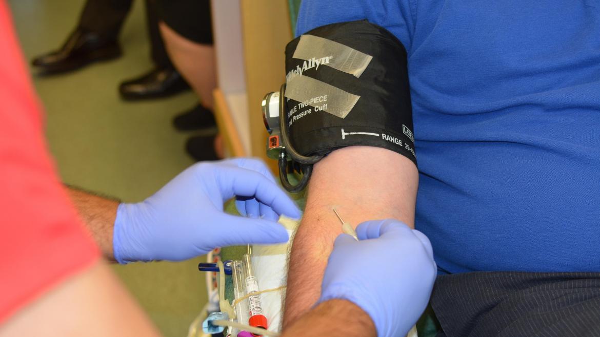 Descubre cómo el Hospital público Príncipe de Asturias superó las 370 donaciones de plaquetas, plasma y hematíes en 2024
