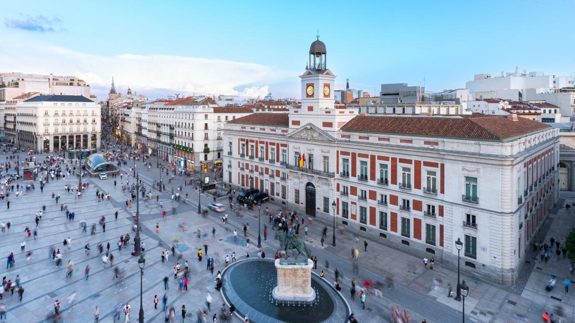 La Comunidad de Madrid pide la suspensión del procedimiento para declarar la Real Casa de Correos como Lugar de Memoria Democrática