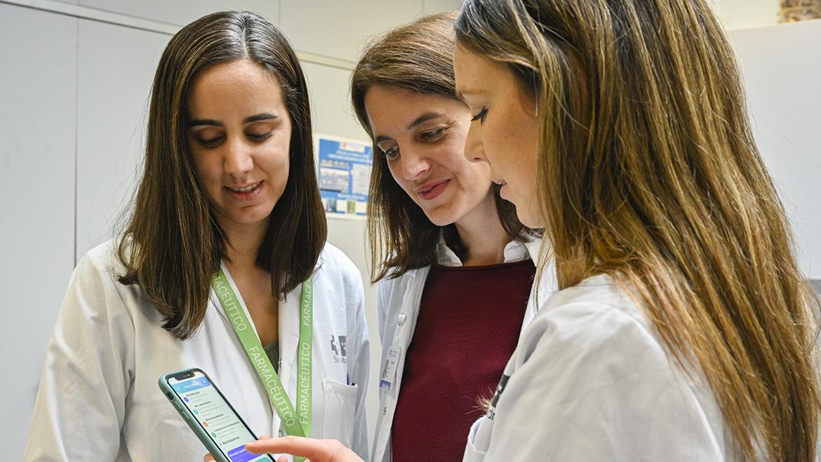 El Hospital público Gregorio Marañón recibe premio por innovadora aplicación para pacientes con enfermedades inmunomediadas
