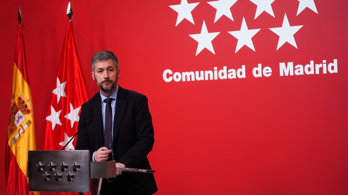 La Comunidad de Madrid lidera la prohibición del uso individual de dispositivos digitales en los colegios en España