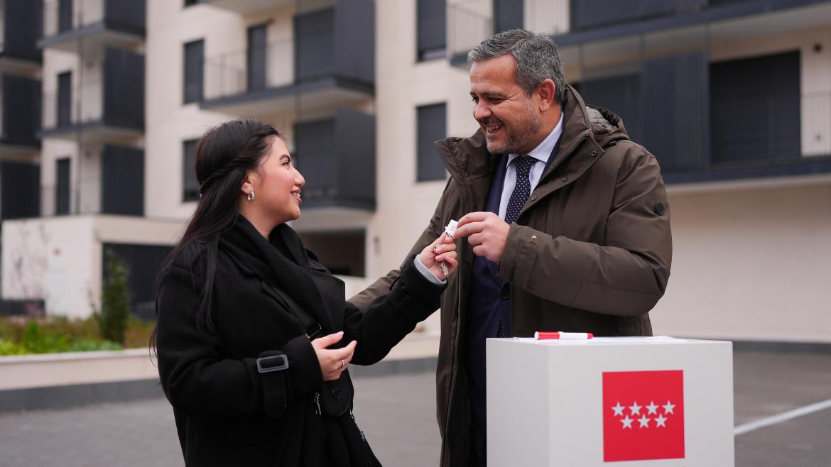 Plan Vive en Alcorcón: La Comunidad de Madrid añade 134 nuevas viviendas al programa, alcanzando un total de 822 inmuebles entregados
